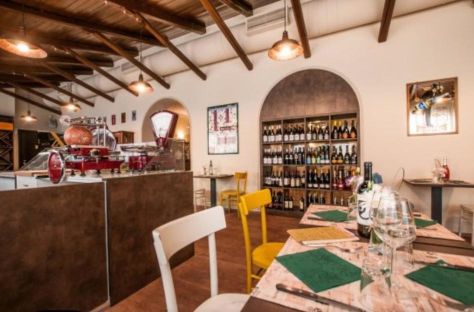 La Vecchia Fattoria Hotel Loreto Bagian luar foto