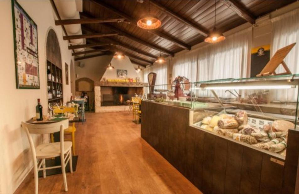 La Vecchia Fattoria Hotel Loreto Bagian luar foto